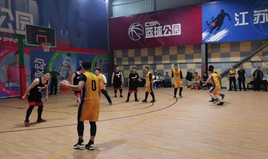 2021“蘇環(huán)協(xié)杯”首屆男子籃球業(yè)余聯(lián)賽拉開序幕