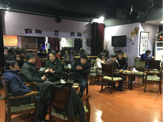 面對面交流，迎新春分享座談會勝利召開